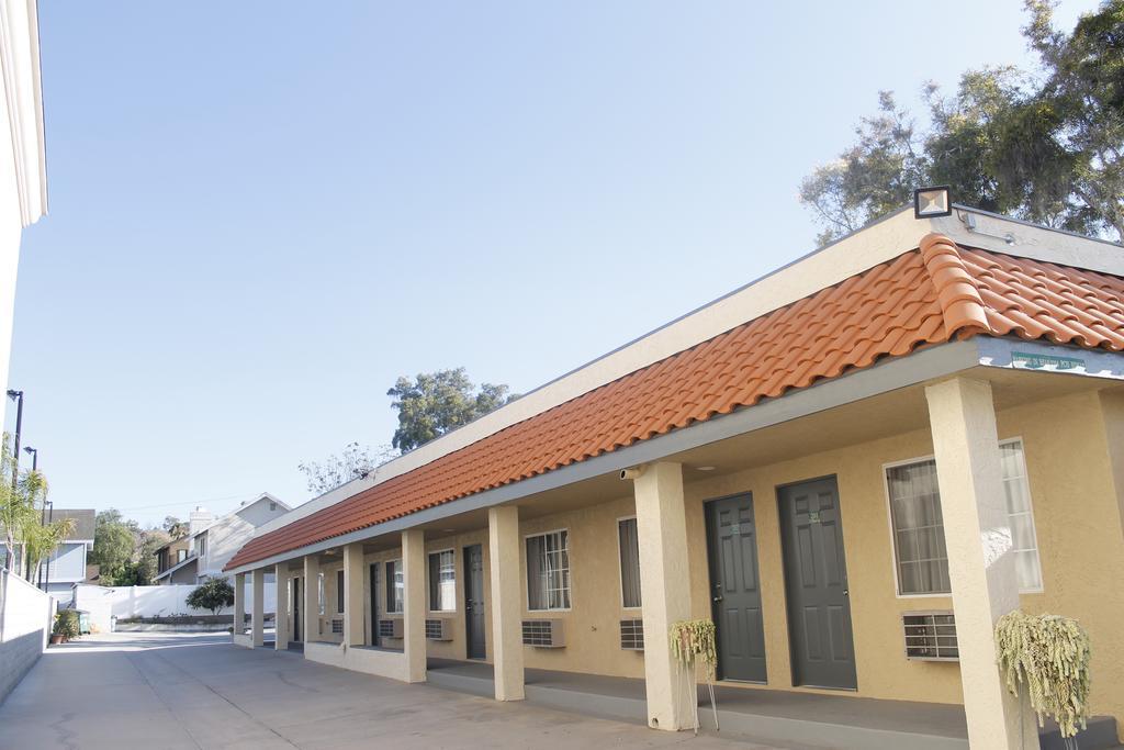 Royal Inn Lomita Экстерьер фото